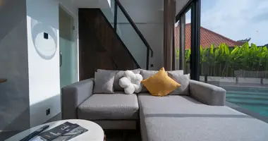 Duplex Living Canggu 2Floor Apartments with Pool Access w Canggu, Indonezja