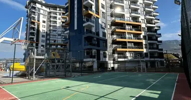 Mieszkanie 2 pokoi w Mahmutlar, Turcja