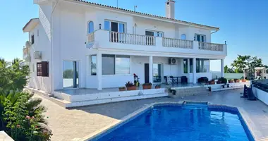 5 bedroom apartment in Kallepeia, Cyprus