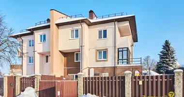 Maison de ville dans Papiarnianski sielski Saviet, Bélarus