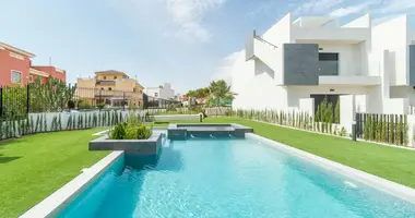 Bungalow 3 bedrooms in Orihuela, Spain