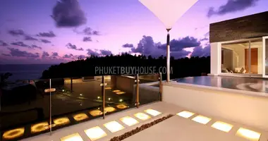 Apartamento 3 habitaciones en Karon, Tailandia