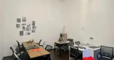 Oficina 25 m² en Tiflis, Georgia