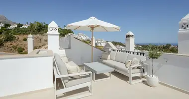 Duplex 3 bedrooms in San Pedro Alcantara, Spain