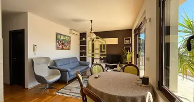 Apartamento 5 habitaciones en Budva, Montenegro