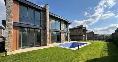 Villa 7 habitaciones en Tuzla, Turquía