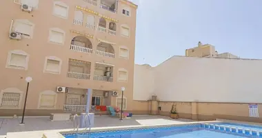 Penthouse 2 bedrooms in Torrevieja, Spain