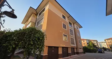 Wohnung 5 zimmer in Tepebaşı, Türkei