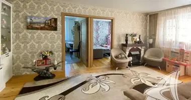 Wohnung 4 zimmer in Muchaviecki sielski Saviet, Belarus