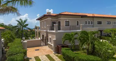 3 bedroom house in Roatan, Honduras