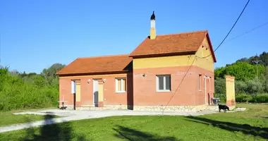 Cottage 4 bedrooms in Bayiatsa Avliotes, Greece