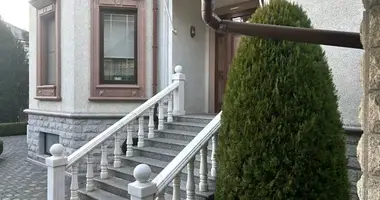 Дом 6 комнат в Одесса, Украина