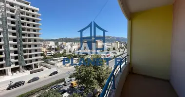 Dom w Bashkia Vlore, Albania