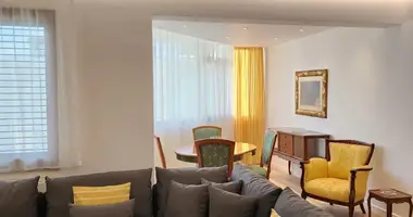 Apartamenty wielopoziomowe 4 pokoi w Bashkia Durres, Albania