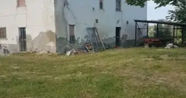 Дом 9 комнат в Moscufo, Италия