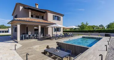 Villa 4 chambres dans Rabac, Croatie