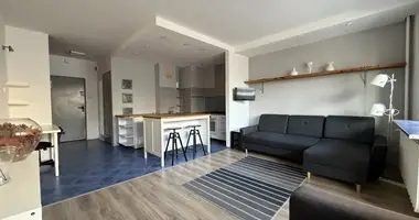 Mieszkanie 1 pokój w Warszawa, Polska