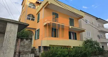 3 bedroom apartment in Bashkia Durres, Albania