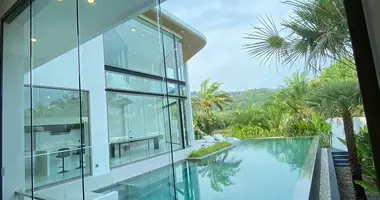 Villa 5 bedrooms in Kathu, Thailand