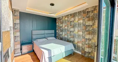 Wohnung 4 Schlafzimmer in Mahmutlar, Türkei