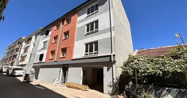 Квартира 3 комнаты в Tepebasi, Турция