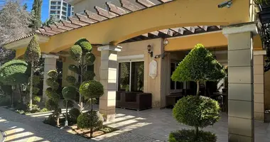 Haus 4 Schlafzimmer in Limassol, Zypern