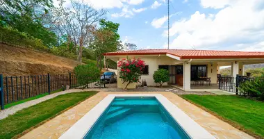 Haus 2 Schlafzimmer in Tempate, Costa Rica