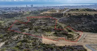Terrain dans Demos Agiou Athanasiou, Chypre