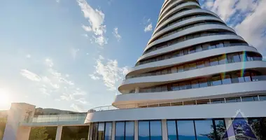 Propriété commerciale 294 m² dans Becici, Monténégro