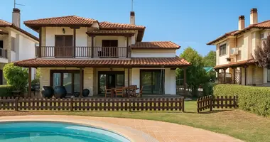 5 bedroom house in Kallithea, Greece