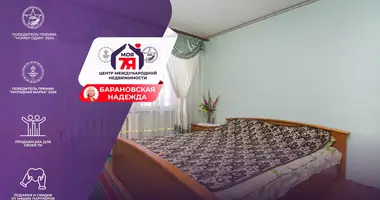 Wohnung 3 zimmer in Wilejka, Belarus