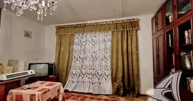 Wohnung 3 zimmer in Kryuliany, Belarus