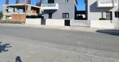 4 bedroom house in Episkopi Municipality, Cyprus