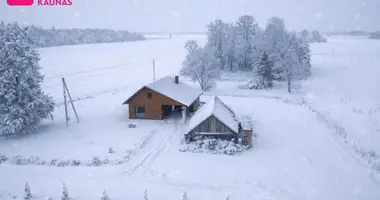 Dom w Butkiskiai, Litwa