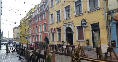 Dochodowa nieruchomość 664 m² w Ryga, Łotwa