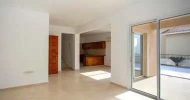 3 bedroom house in Tala, Cyprus