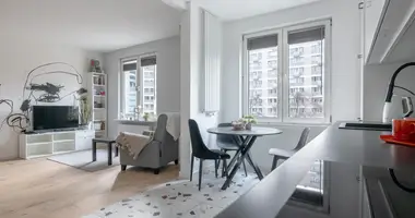 Mieszkanie 1 pokój w Warszawa, Polska