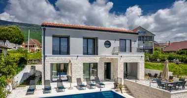 Villa 4 bedrooms in Kotor, Montenegro