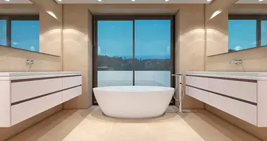 Villa 5 bedrooms in Estepona, Spain