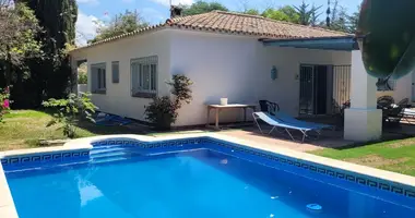 Villa 4 bedrooms in Artola, Spain