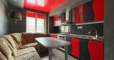 Apartamento 4 habitaciones en Maryina Horka, Belarús