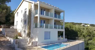 Villa en Opcina Dezanovac, Croacia