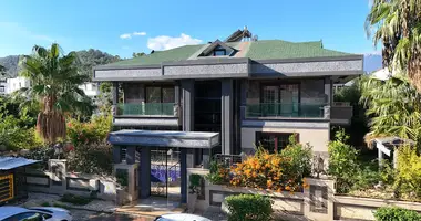 Villa 6 bedrooms in Kemer, Turkey