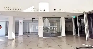 Propriété commerciale 300 m² dans Demos Agiou Athanasiou, Chypre