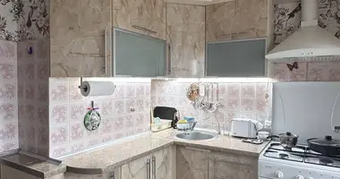 4 room apartment in Hatava, Belarus