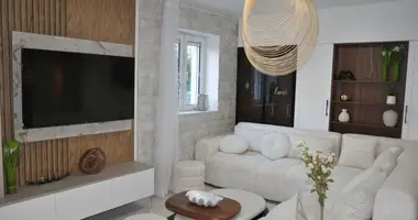 Casa 3 habitaciones en Kotor, Montenegro