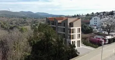 Квартира в Тиват, Черногория