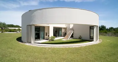 3 bedroom house in Obidos, Portugal