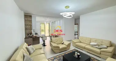 Квартира 3 комнаты в Влёра, Албания