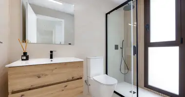 4 bedroom house in Los Alcazares, Spain